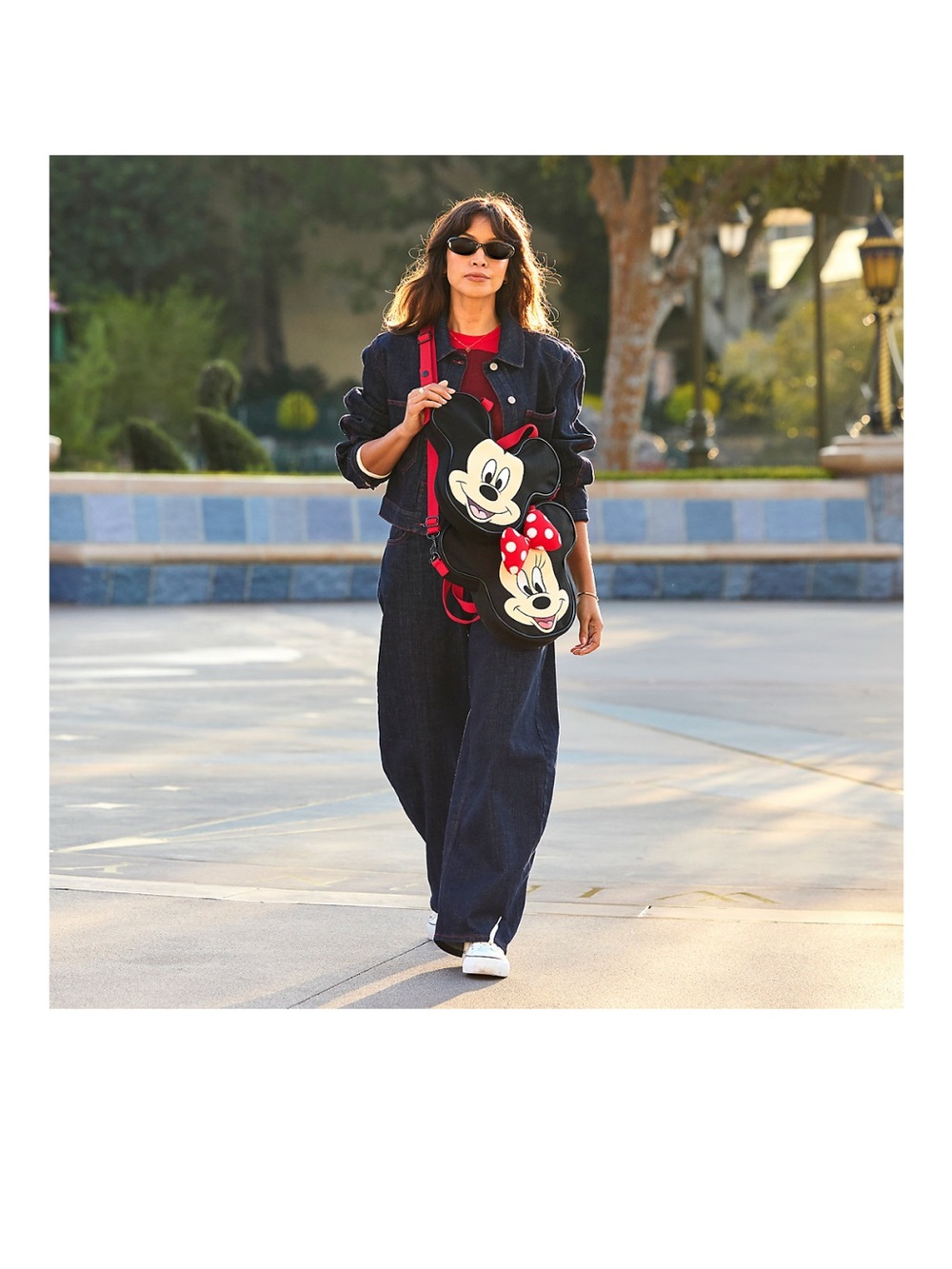 Disney Minnie Mouse Mini Face Canvas Tote Bag - Picture 4 of 9